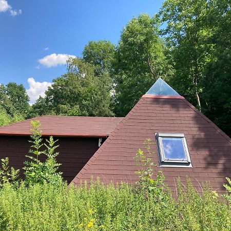 Pyramida Villa Nasavrky Exterior foto